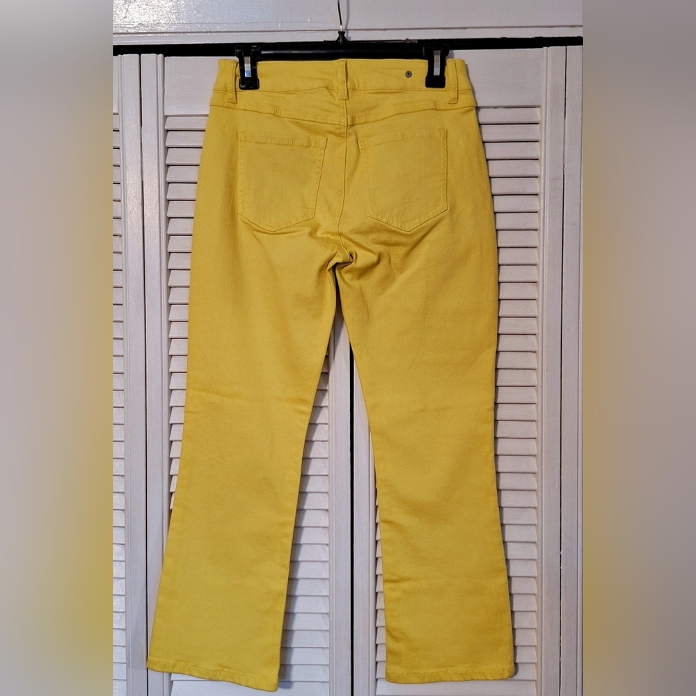 Cabi Kick Back Kick Flare Crop Yellow Jeans Sz 2  NWOT *S - Picture 6 of 7